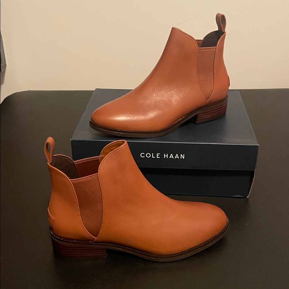 Cole Haan Laina Bootie British Tan/Dk Brown- Women’s 5